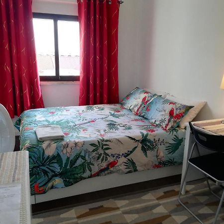 Anthony'S Place Алмада Екстериор снимка